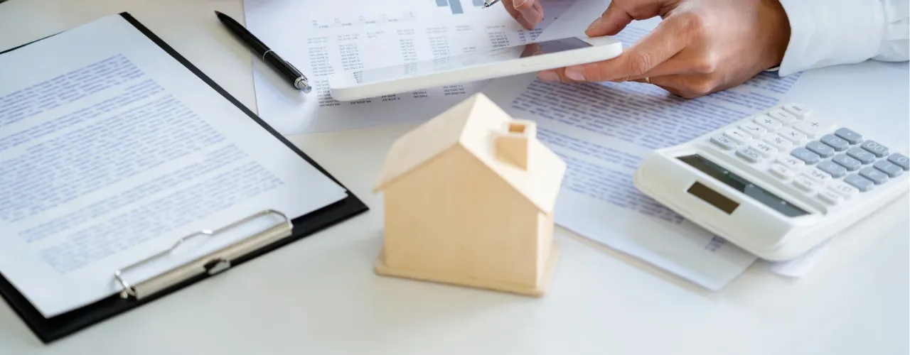 What's the Difference Between a Real Estate Referral Fee and a Standard Commission? | Orange County real estate article